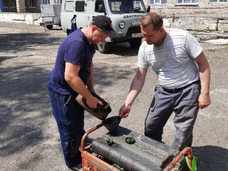 Строители и коммунальщики из Калужской области налаживают в Первомайске мирную жизнь.